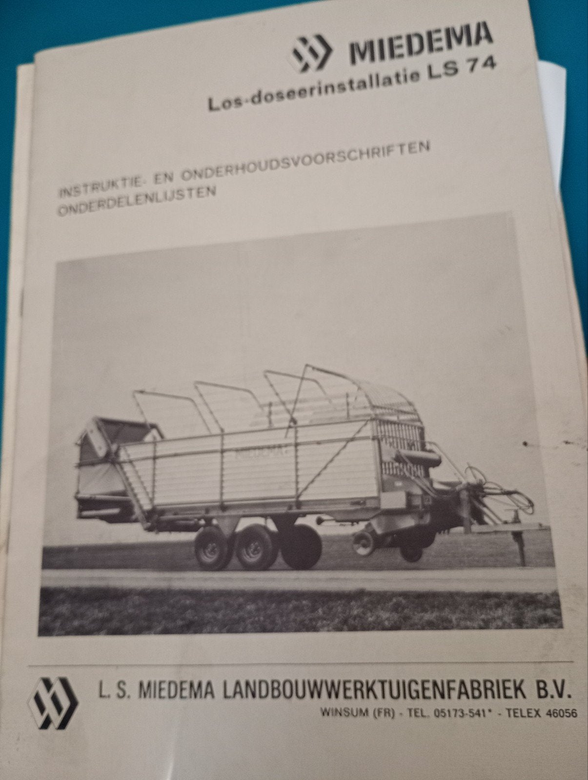 Miedema Opleggerwagen & Los-doseerinstallatie LS 74 Boek, Ophalen of Verzenden, Gelezen, Algemeen, L.S. Miedema Landbouwwerktuigenfabriek B.V.