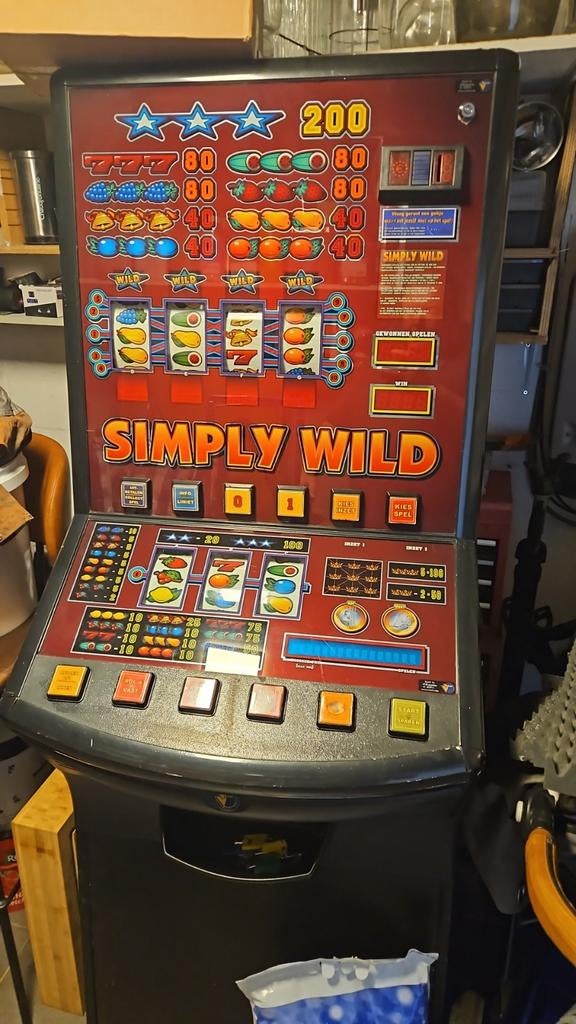 Simply Wild fruitautomaat - Klassieke gokkast, Euro, Ophalen, Gebruikt