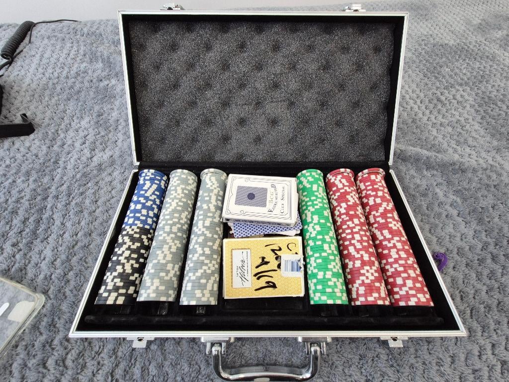 Beautiful and unique poker set, Ophalen, Zo goed als nieuw