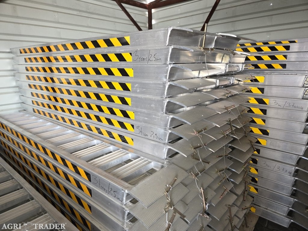 Rijplaten / Oprijplaten Set – 3.000 kg draagvermogen Kingway, Verzenden, KINGWAY, Cindy@kingwayshop.com, Neerkant
