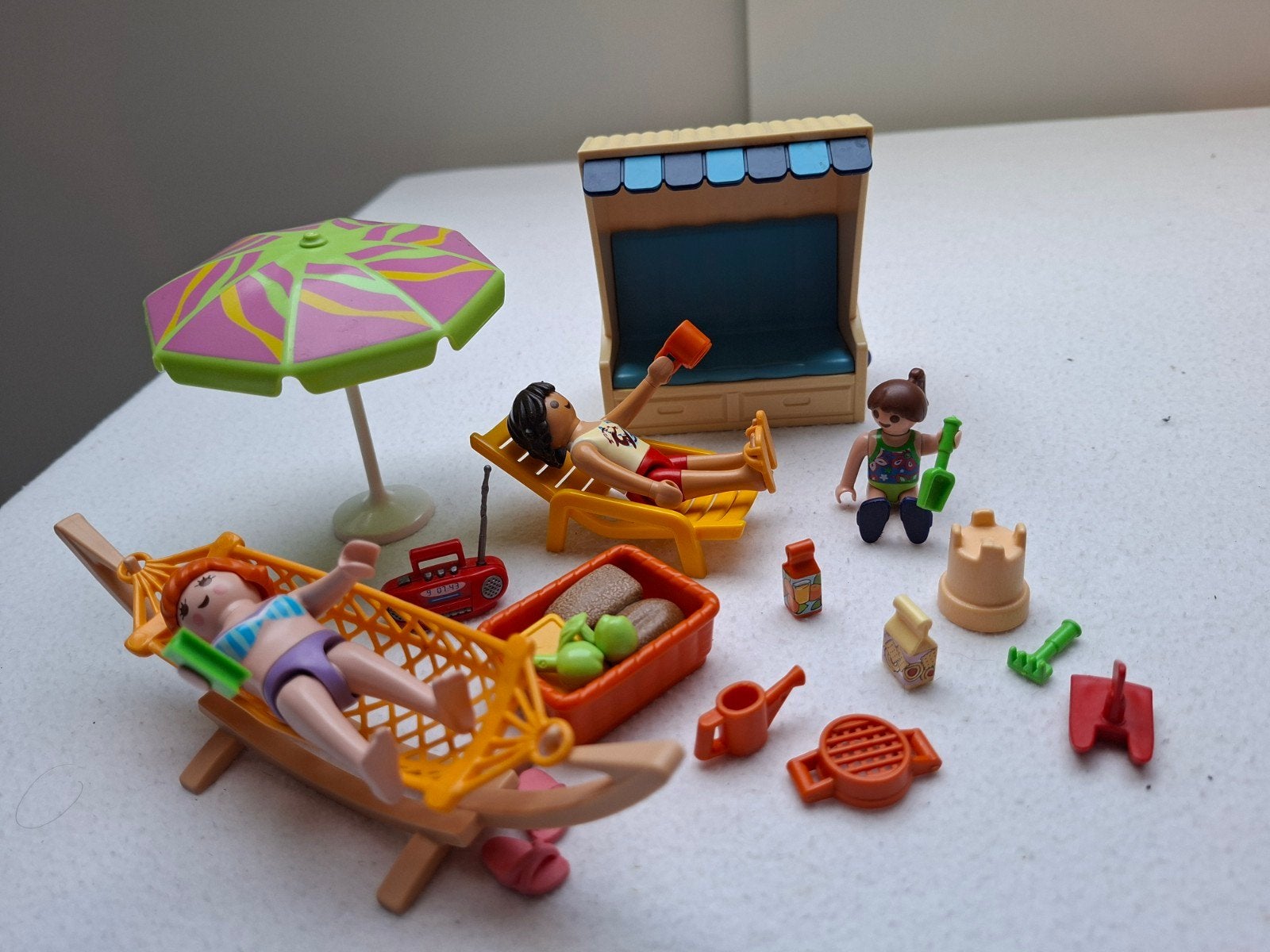 Playmobil strandset met figuren en accessoires, Ophalen of Verzenden, Gebruikt, Jongen of Meisje