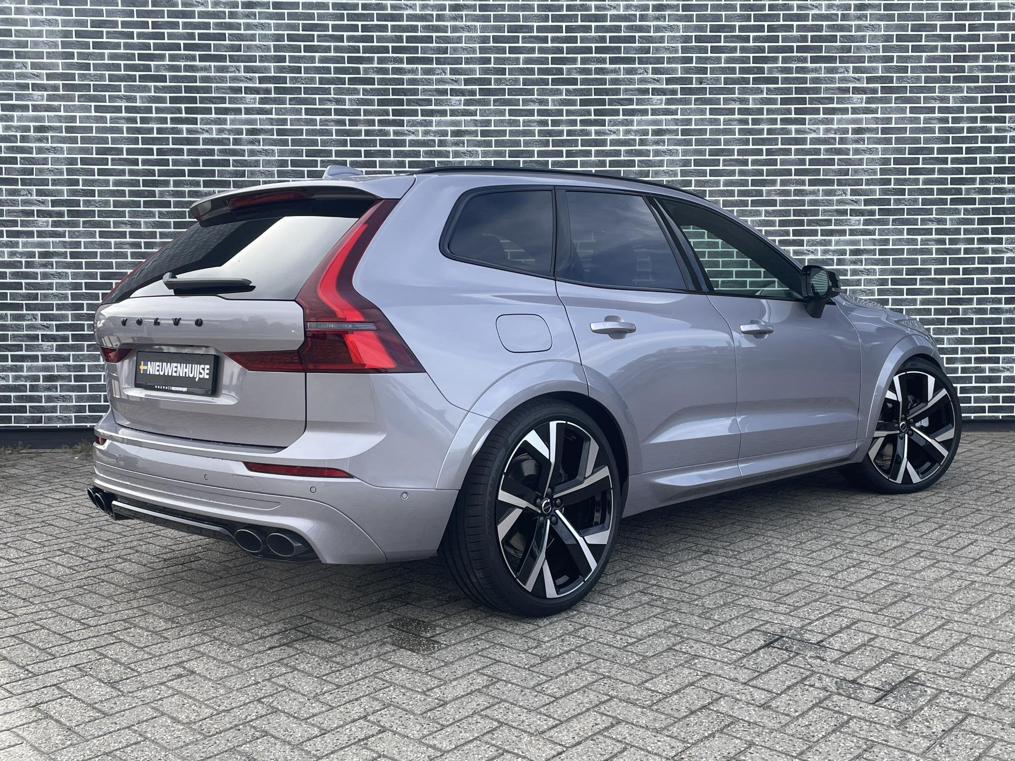 Volvo XC60 2.0 T8 Plug-in hybrid AWD Ultra Dark Exec. Ed. HE, Auto's, Automaat, 12 maanden, Gebruikt, Euro 6