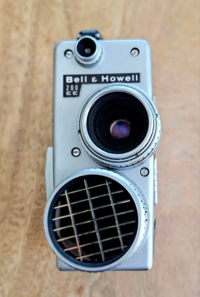 Te koop: Bell &Howell 200 EE 16mm filmcamera, Ophalen of Verzenden, 16mm film