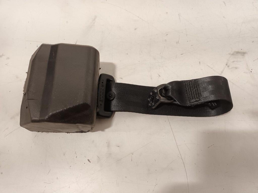 Veiligheidsgordel rechts achter Seat Ibiza, Onderdelen@venauto.nl, Van der Ven Autorecycling B.V., Gebruikt, Ettenseweg 76, 4706 PB Roosendaal, The Netherlands