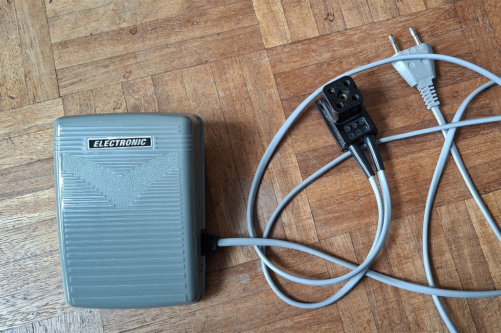 naaimachine pedaal / speed controller, Ophalen of Verzenden, Gebruikt, Toebehoren, Overige merken