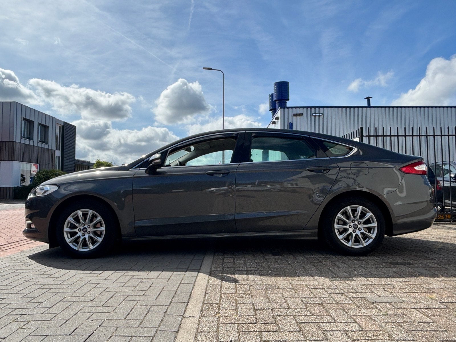 Foto 3 van Ford Mondeo 1.5 | Elek. Trekhaak | Sync | Navi | Camera!