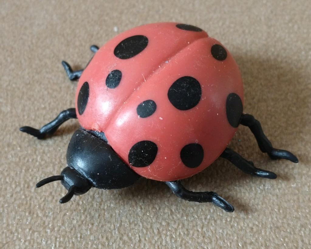 LIEVEHEERSBEESTJE, Verzenden, Zo goed als nieuw, Insect, Beeldje of Figuurtje