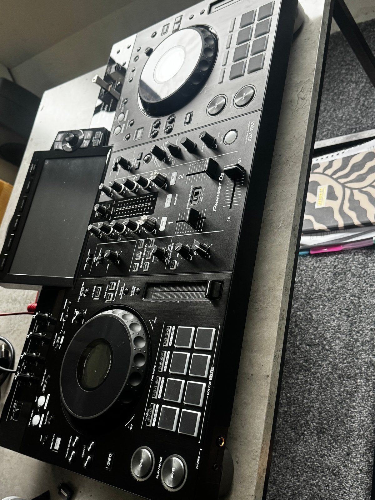 Foto 4 van Pioneer DJ XDJ-RX3 All-in-One DJ Systeem