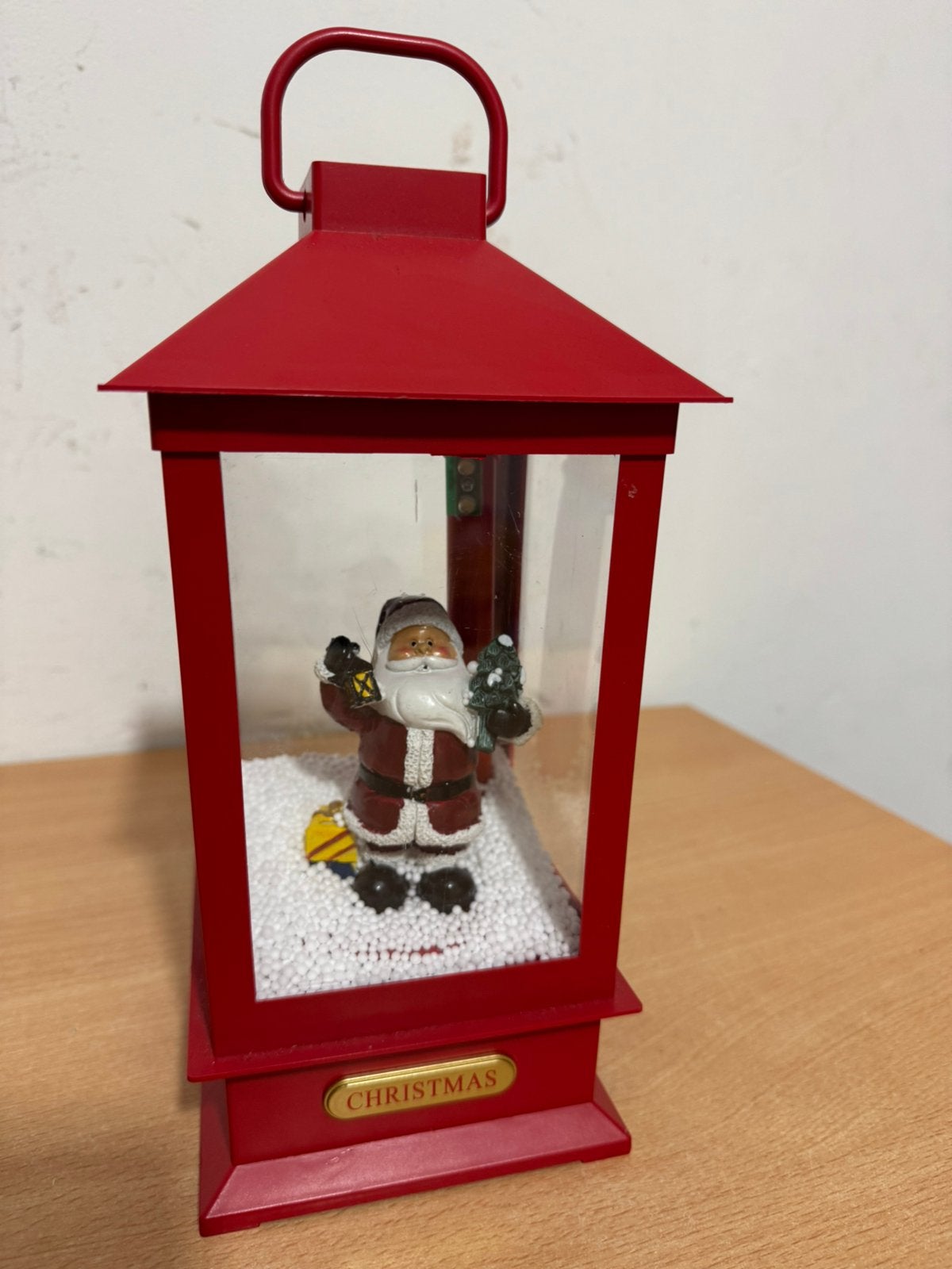 Kerstman Lantaarn met Licht / Melodieën / Sneeuw, Ophalen of Verzenden, Zo goed als nieuw