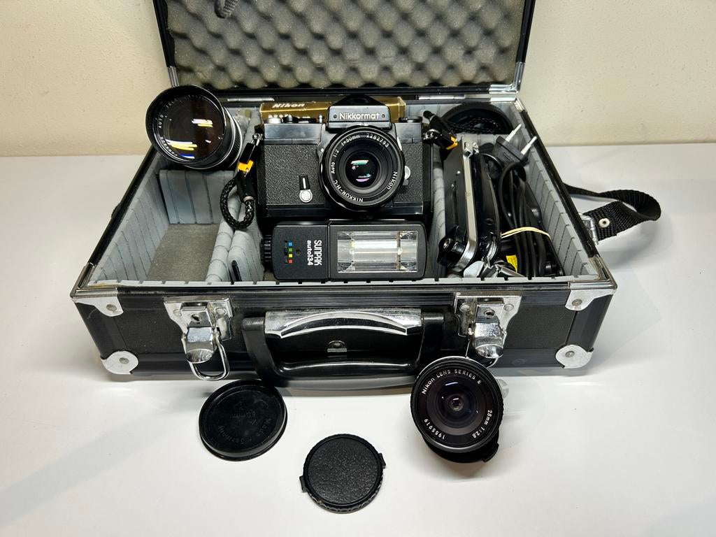 Nikkormat FTN Spiegelreflexcamera met accessoires, Audio, Tv en Foto, Fotocamera's Analoog, Ophalen of Verzenden, Gebruikt, Spiegelreflex