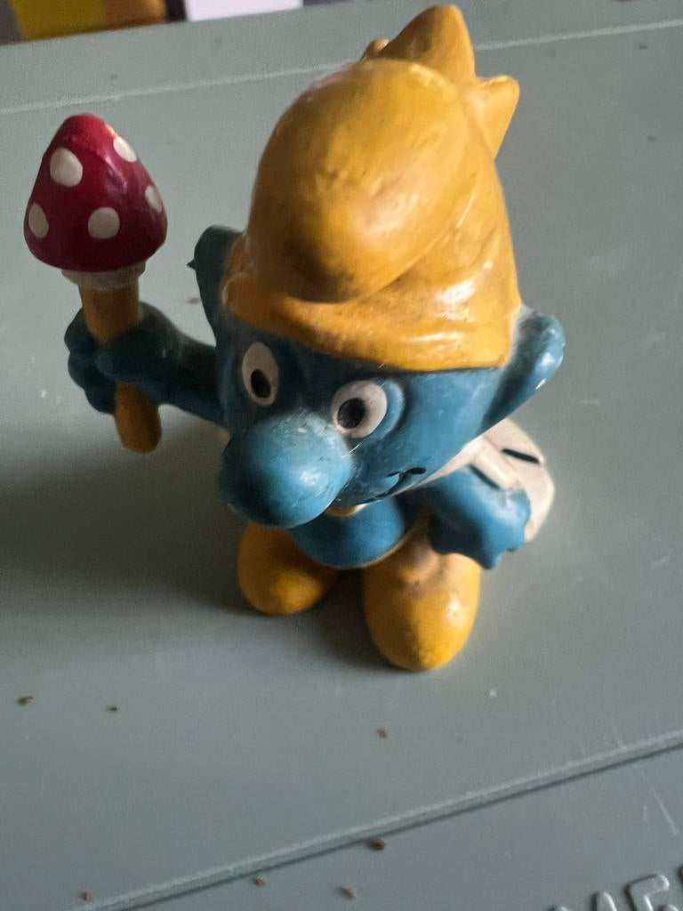 de smurfen koning vintage model, Verzamelen, Smurfen, Ophalen of Verzenden, Zo goed als nieuw, Verschillende Smurfen