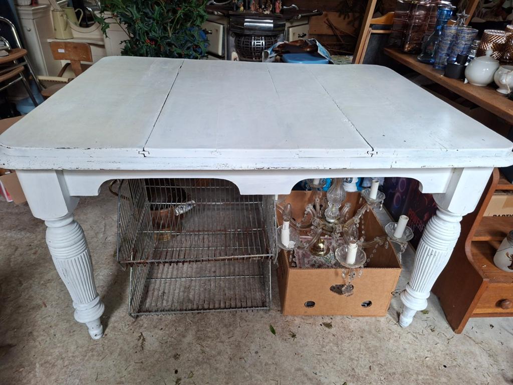 Prachtige brocante witte antieke eettafel, Ophalen