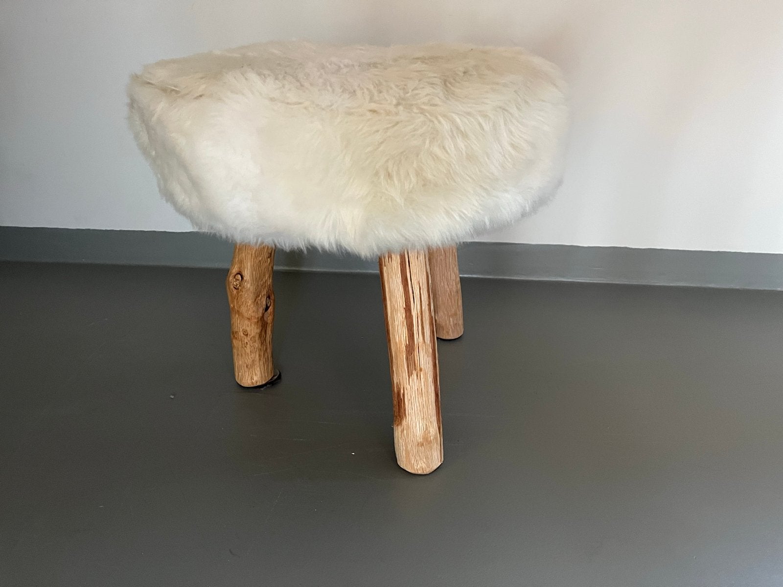 Zachte Poef met Houten Poten, Huis en Inrichting, Banken | Voetenbanken en Poefen, Minder dan 50 cm, Gebruikt, Rond, Minder dan 50 cm