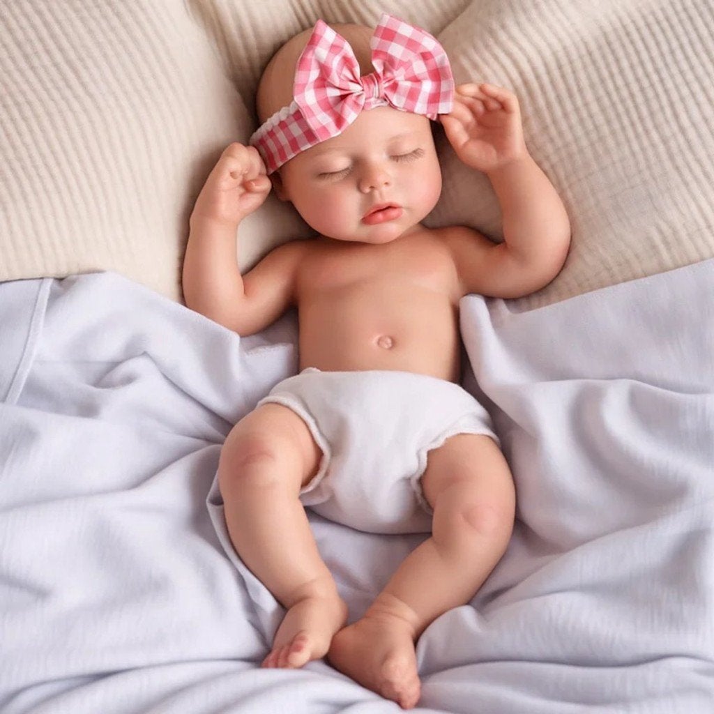 Reborn babypop Lucy voledig siliconen 40 cm, Verzamelen, Poppen, Ophalen of Verzenden, Zo goed als nieuw, Pop, Levensecht of Reborn