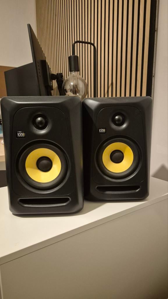 KRK Classic 5 (perfecte staat), Zo goed als nieuw, 120 watt of meer, Front, Rear of Stereo speakers, Ophalen