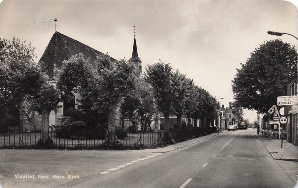 702-376-035 Visvliet Ned Herv Kerk, Verzamelen, Verzenden, Voor 1920, Groningen
