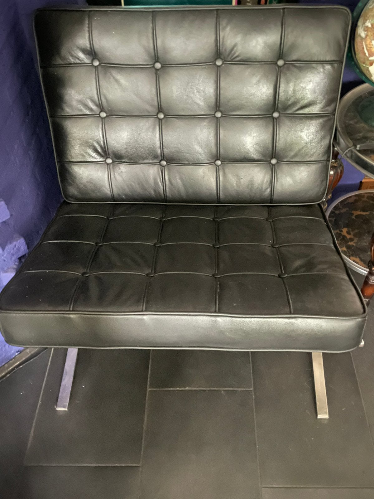 Barcelona (replica) stoelen met hocker, Huis en Inrichting, Fauteuils, Ophalen, Gebruikt, 75 tot 100 cm, Leer