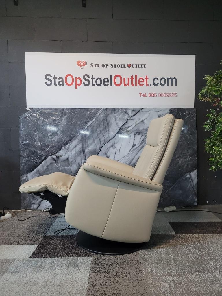 Staopstoel Creme Leder met lumbaalpomp, Minder dan 75 cm, Leer, Ophalen of Verzenden, Zo goed als nieuw