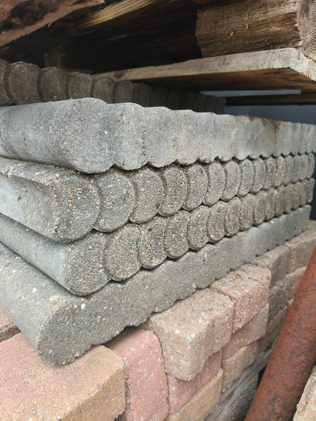 22 stuks Palissade bandjes - Grijs beton, 60 cm lang, Ophalen, Gebruikt, Beton, Overige typen