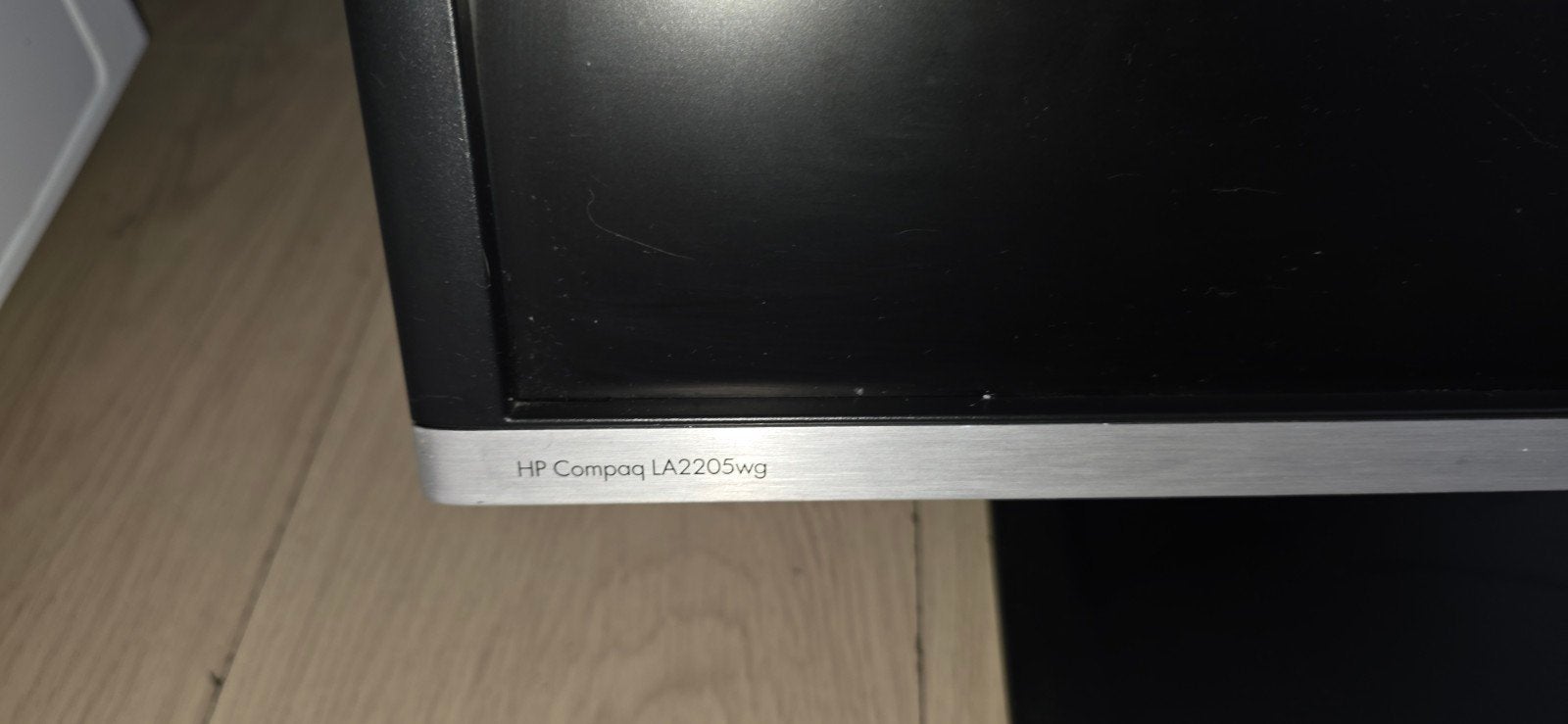 3 HP Compaq monitort LA 2205wg Monitor - Gebruikt, Computers en Software, Gebruikt, In hoogte verstelbaar, Full HD, Ophalen of Verzenden