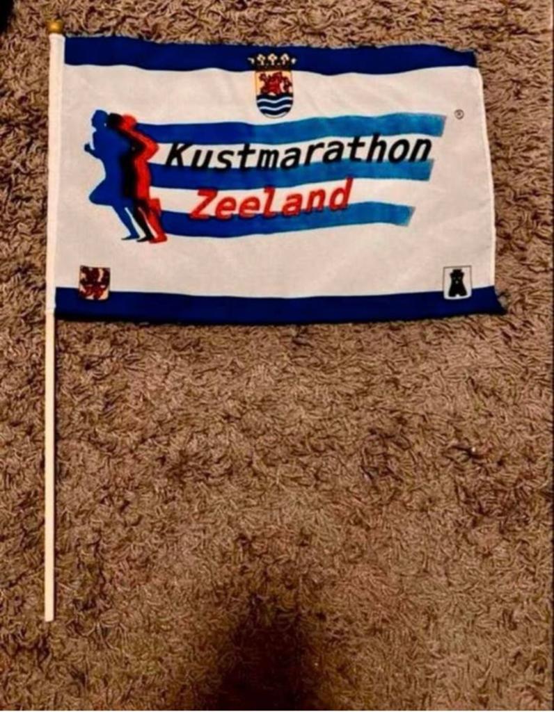 Vlag Kustmarathon Zeeland, Ophalen of Verzenden, Zo goed als nieuw