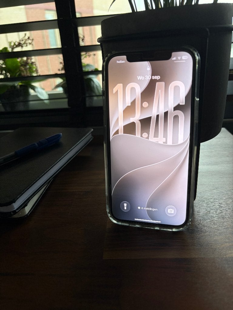 Apple iPhone 12 Pro 128GB Graphite - met Accessoires, Telecommunicatie, 128 GB, Zwart, Zo goed als nieuw, Zonder simlock