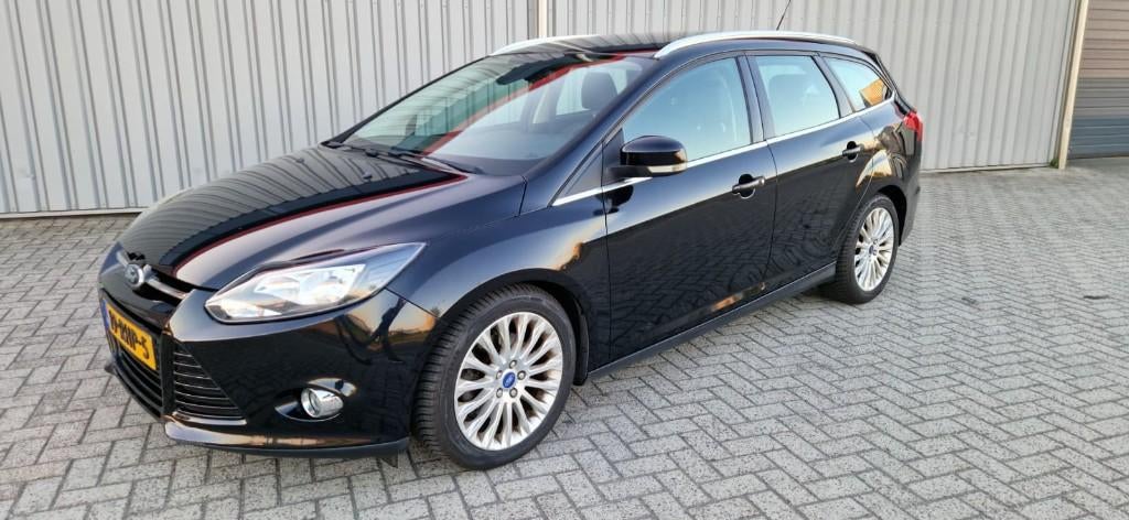 Ford Focus Titanium 1.6 Ecoboost rijklaar!, 1258 kg, Zwart, 4 cilinders, 150 pk
