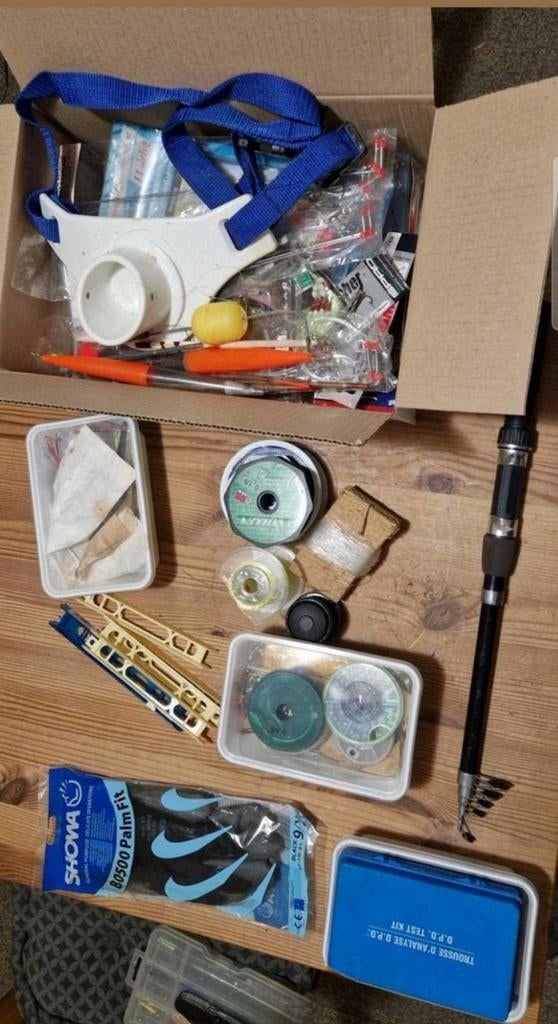 Visspullen pakket met hengel, kunstaas en accessoires, Ophalen, Zo goed als nieuw