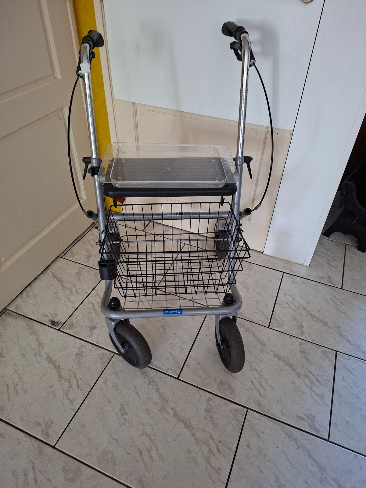 Rollator, Ophalen, Opvouwbaar, Zo goed als nieuw