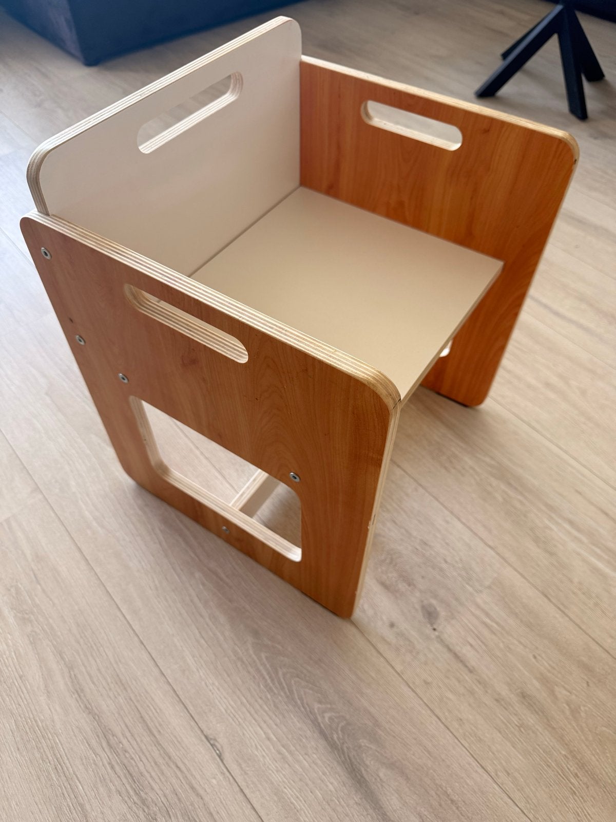 Kinderstoel en -tafel set, Ophalen, Zo goed als nieuw, Tafel(s) en Stoel(en)