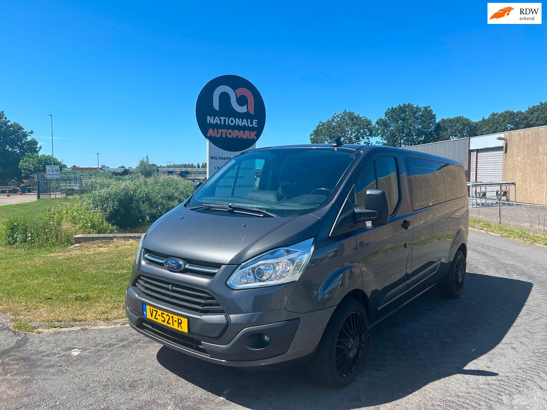 Ford Transit Custom | 2016 | 290 2.2 TDCI L2H1 Ambiente DC |, Auto's, Voorwielaandrijving, Euro 5, 125 pk, Gebruikt