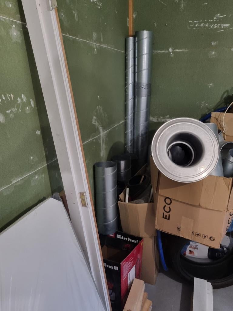 Diverse ventilatie buizen, Doe-het-zelf en Verbouw, Buizen en Afvoer, Ophalen, Nieuw, Zink, 80 mm of meer