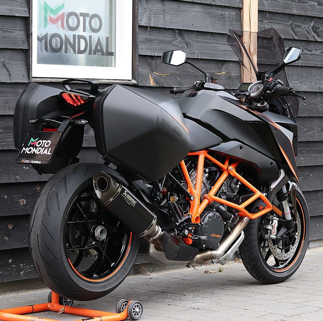 KTM 1290 SUPER DUKE GT (bj 2018) Akrapovic, 2 cilinders, KTM, Bedrijf, Toermotor