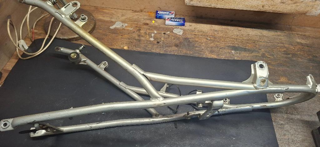 Yamaha TT600R of E achterframe, Motoren, Ophalen of Verzenden