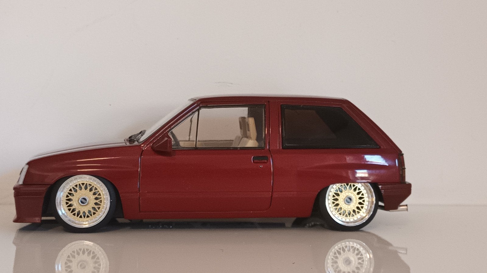 1:18 OPEL CORSA A  Custom, Ophalen of Verzenden, Zo goed als nieuw, Auto, Overige merken
