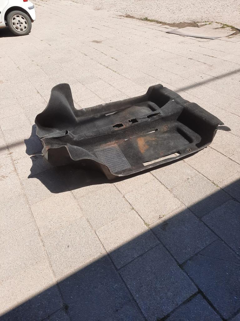 zwarte vloerbedekking fiat 500 l bj70, Ophalen of Verzenden, Gebruikt, Fiat