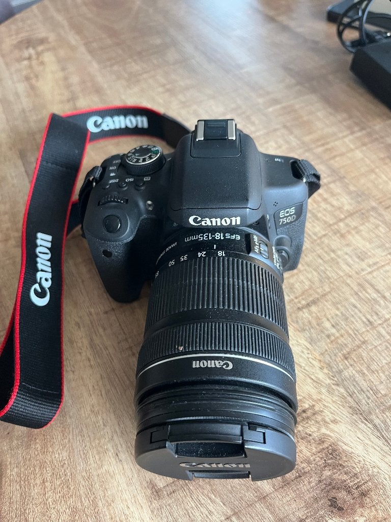 Canon EOS 750D spiegelreflexcamera met accessoires, Audio, Tv en Foto, Fotocamera's Digitaal, Spiegelreflex, Canon, Zo goed als nieuw