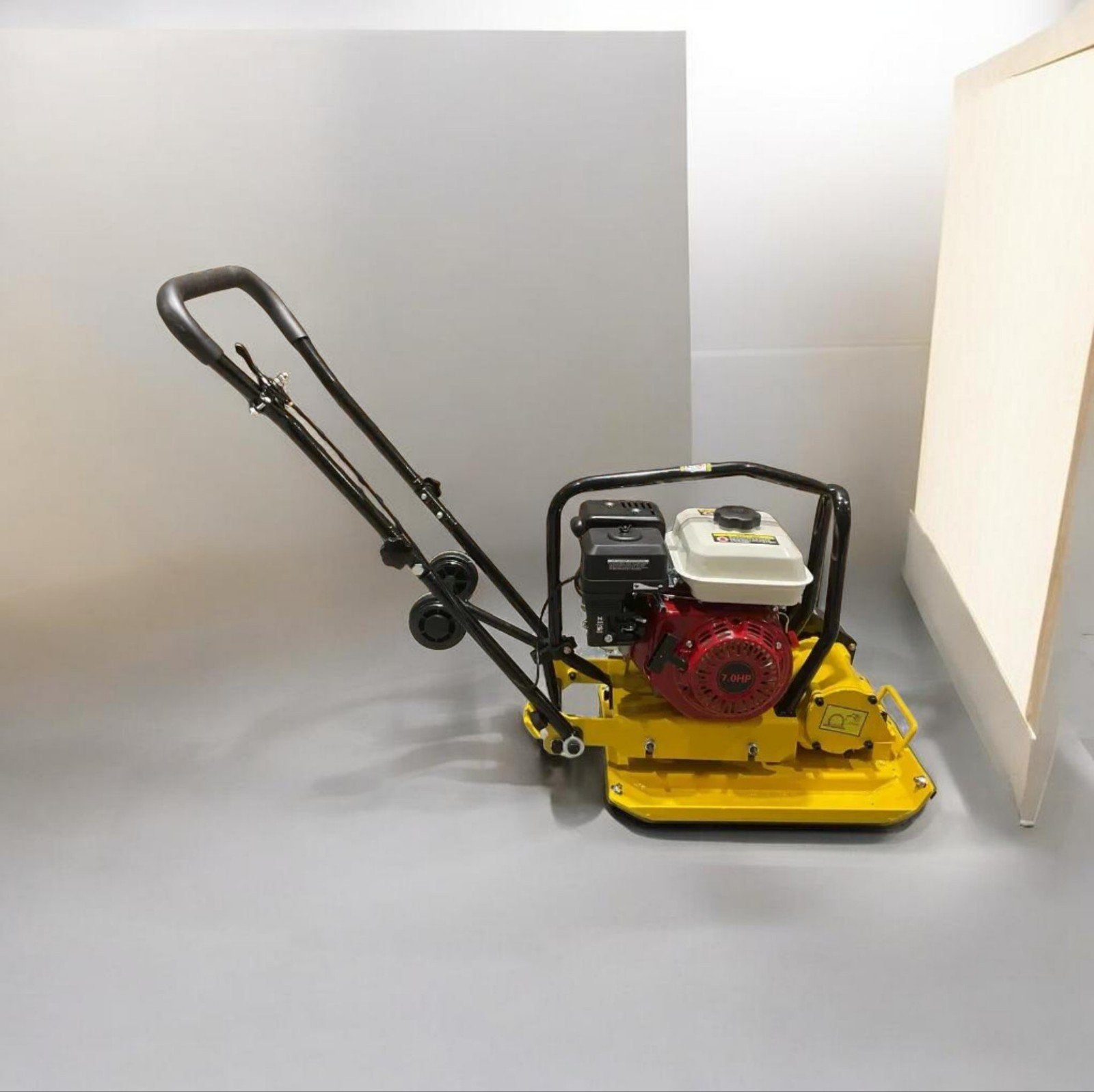 Benzine Trilplaat nurnbergtools 63 kilo. Nieuw in doos!!, Ophalen, Nieuw