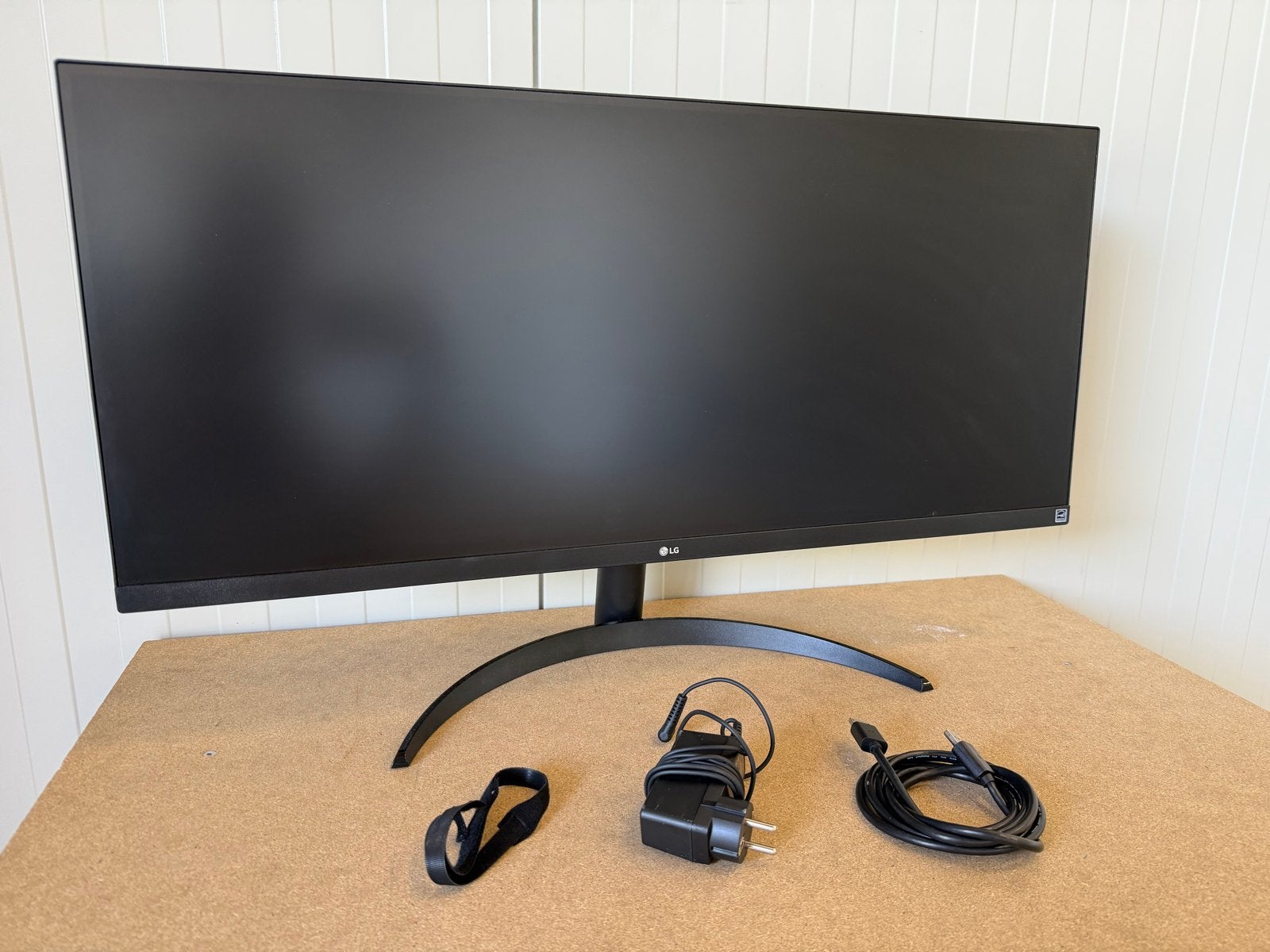 LG 34WQ500-B Ultrawide Monitor - Zo goed als nieuw, HDMI, IPS, -, -