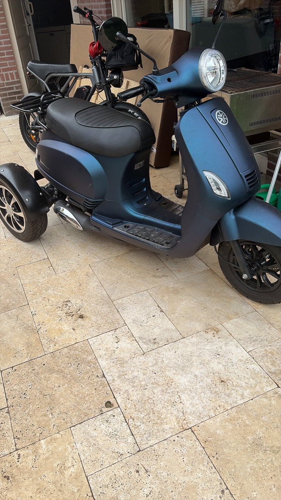 Driewieler Scooter, Zo goed als nieuw, Benzine, Ophalen, Overige merken