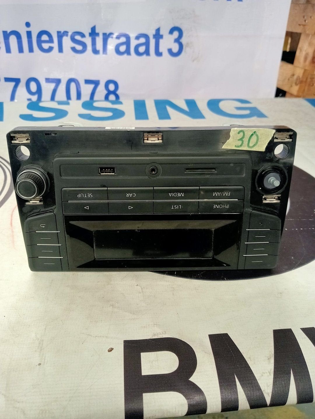 VW Crafter radio 2e0 035 130, Auto diversen, Autoradio's, Gebruikt, -, -, Ophalen of Verzenden