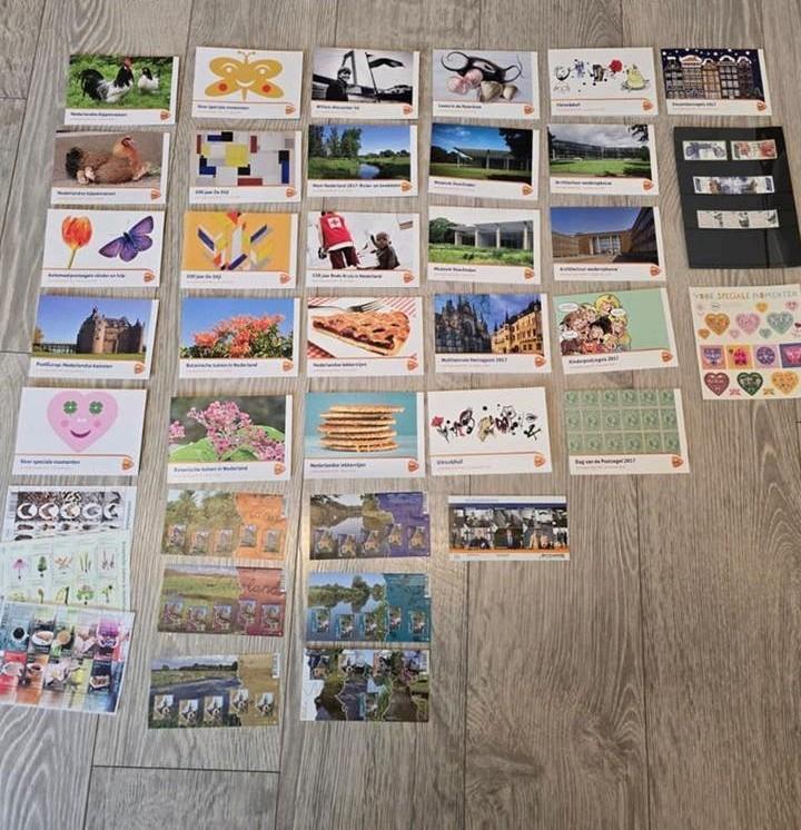 Postzegel mapjes 2017. Complete set., Postzegels en Munten, Ophalen of Verzenden