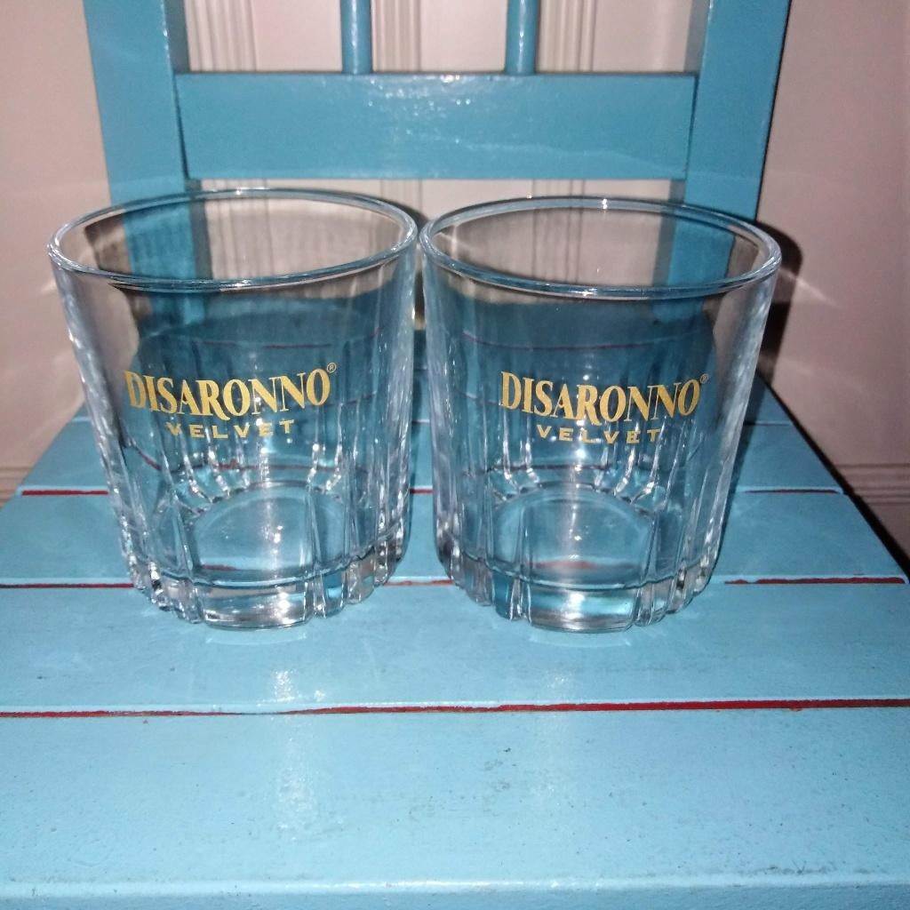 Disaronno velvet glazen 2 stuks, Huis en Inrichting, Ophalen, Glas of Glazen, Overige stijlen, Glas