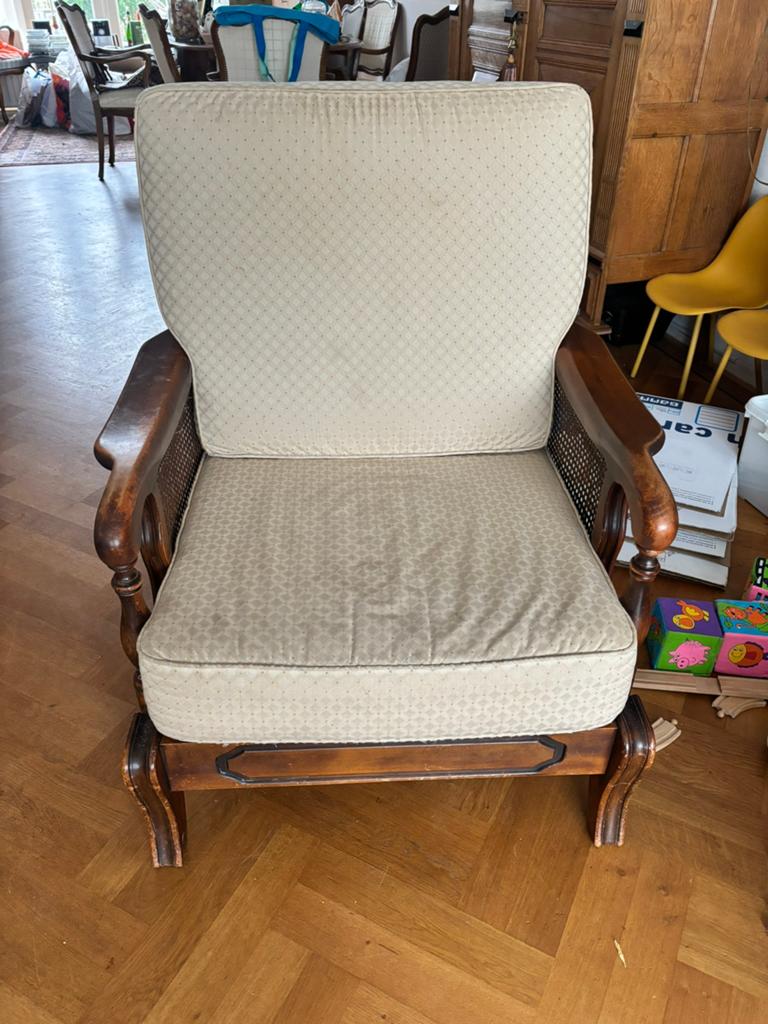 Twee grote stoelen, Ophalen, Gebruikt