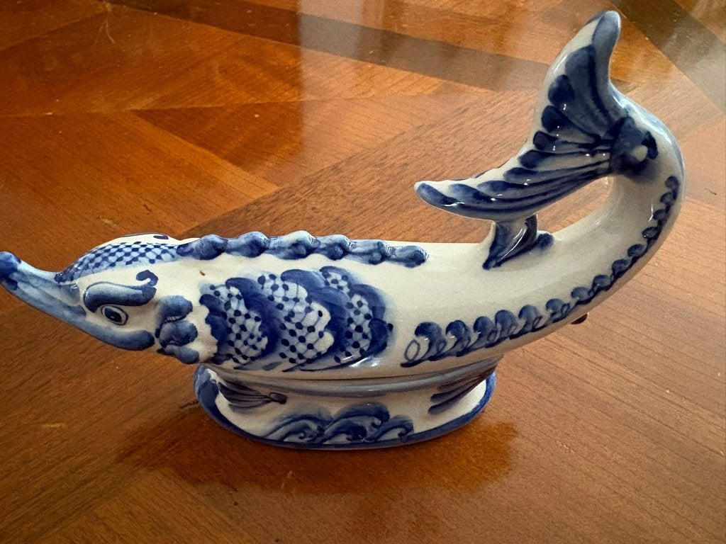Handbeschilderd porselein in de vorm van een vis, Antiek en Kunst, Ophalen of Verzenden