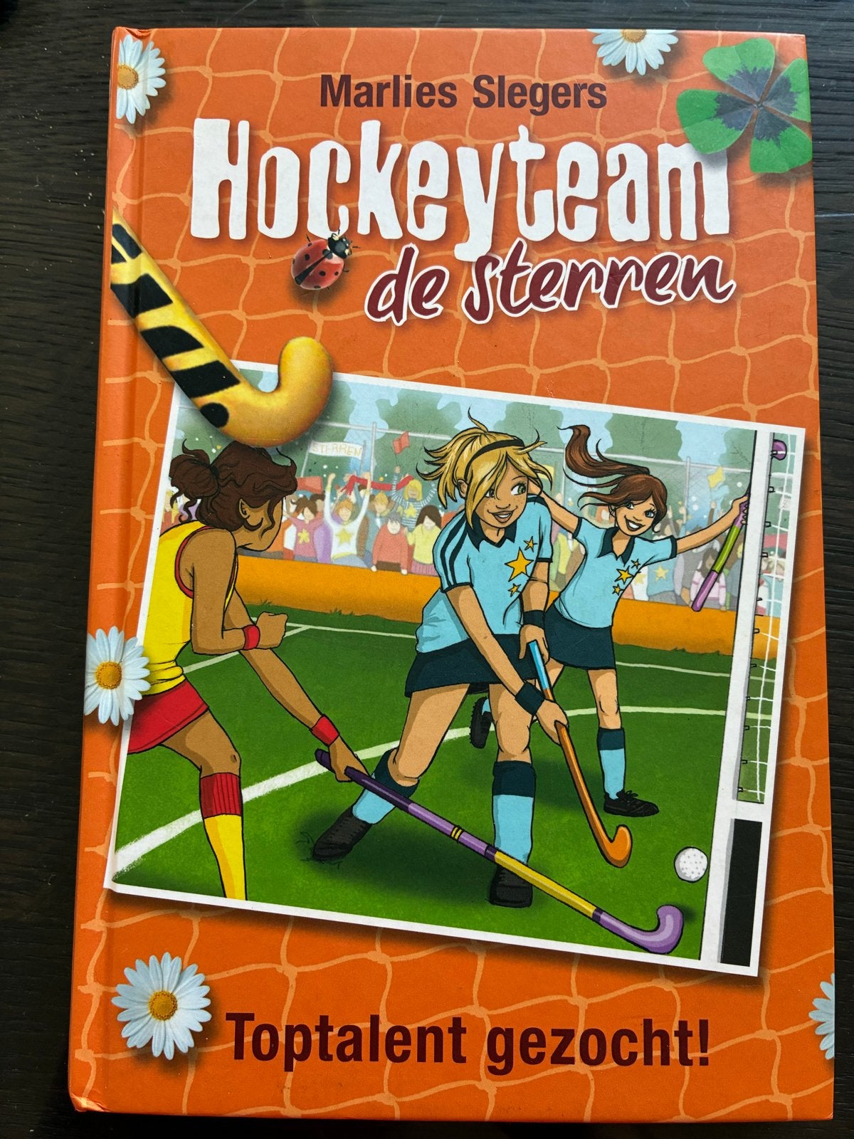 Hockeyteam de sterren - Toptalent gezocht! (Marlies Slegers), Boeken, Verzenden, Zo goed als nieuw, Fictie