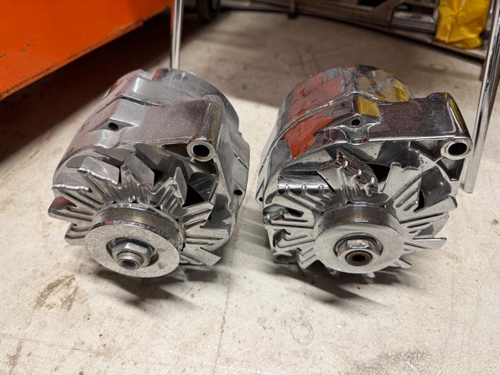 Verchroomde Dynamo's (GM Type) - Per Stuk of Set, Auto-onderdelen, Ophalen of Verzenden, Gebruikt, Amerikaanse onderdelen