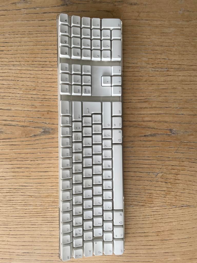 Vintage Apple Wireless Toetsenbord A1016 Bluetooth, Ophalen, Qwerty, Gebruikt, Draadloos