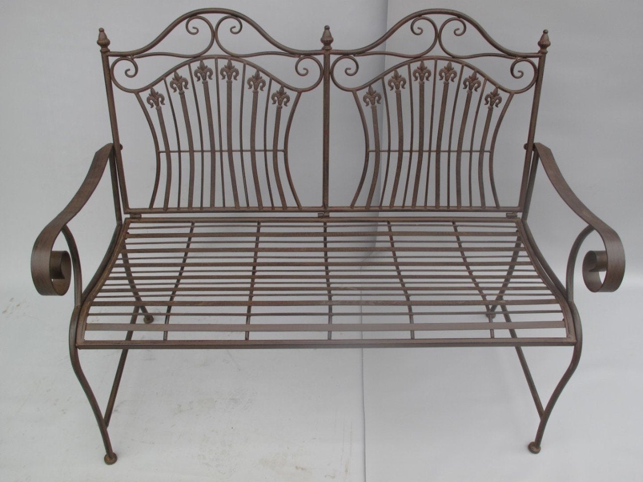 Rustieke IJzeren Tuinbank - bruin, wit of groen L120-H97cm, Ophalen of Verzenden