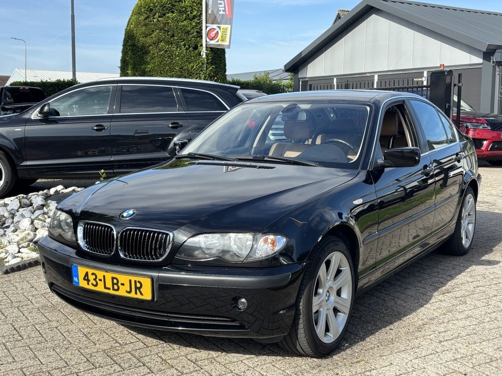 BMW 3-serie 325XI Automaat 2002 Zwart E46 NL Auto Topconditi, Automaat, Gebruikt, 1505 kg, Zwart